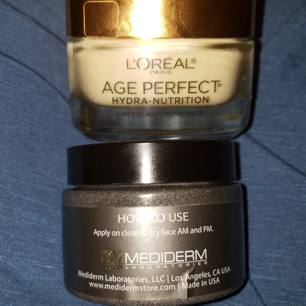 Bundle of two face moisturizers
